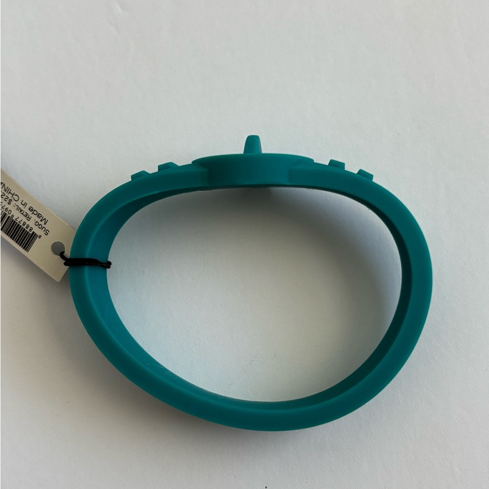 Marc By Marc Jacobs Wintergreen Turnlock Silicone Rubber Bracelet NWT - Picture 7 of 10